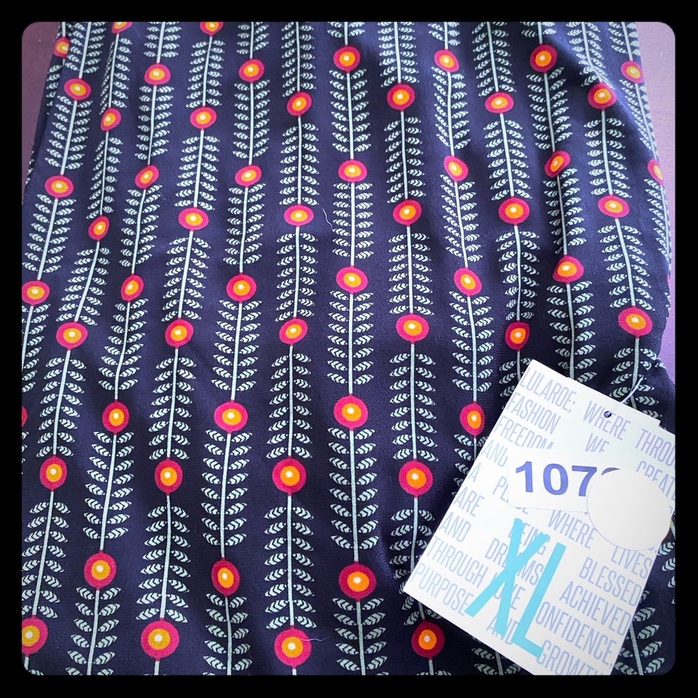 LuLaRoe XL Irma